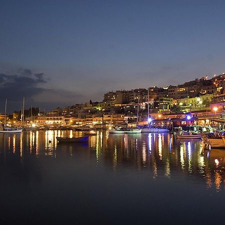 Apartment Center Piraeus Location Kastella Passalimani Port Buitenkant foto