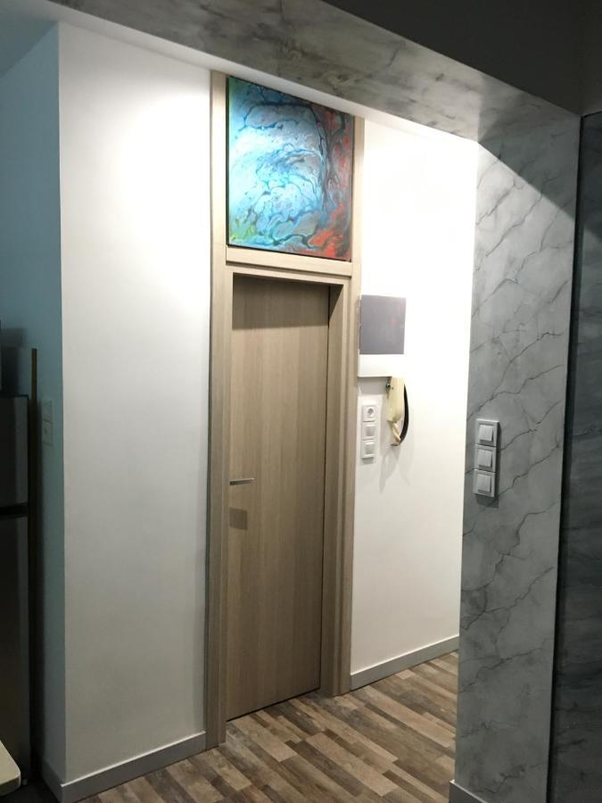 Apartment Center Piraeus Location Kastella Passalimani Port Buitenkant foto