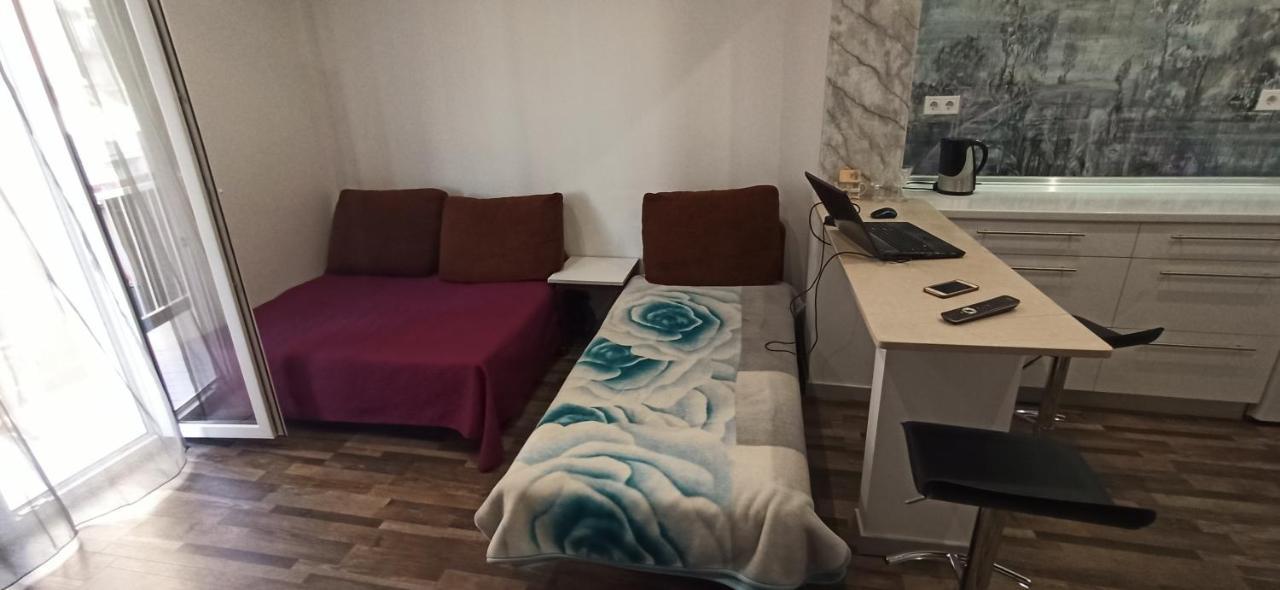 Apartment Center Piraeus Location Kastella Passalimani Port Buitenkant foto