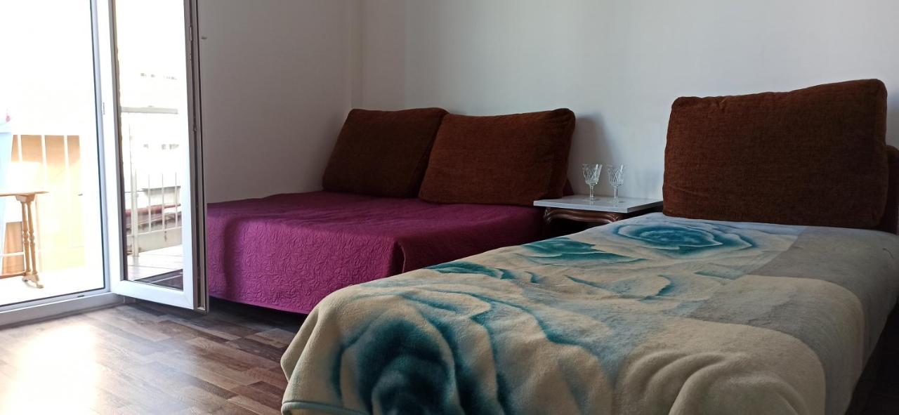 Apartment Center Piraeus Location Kastella Passalimani Port Buitenkant foto