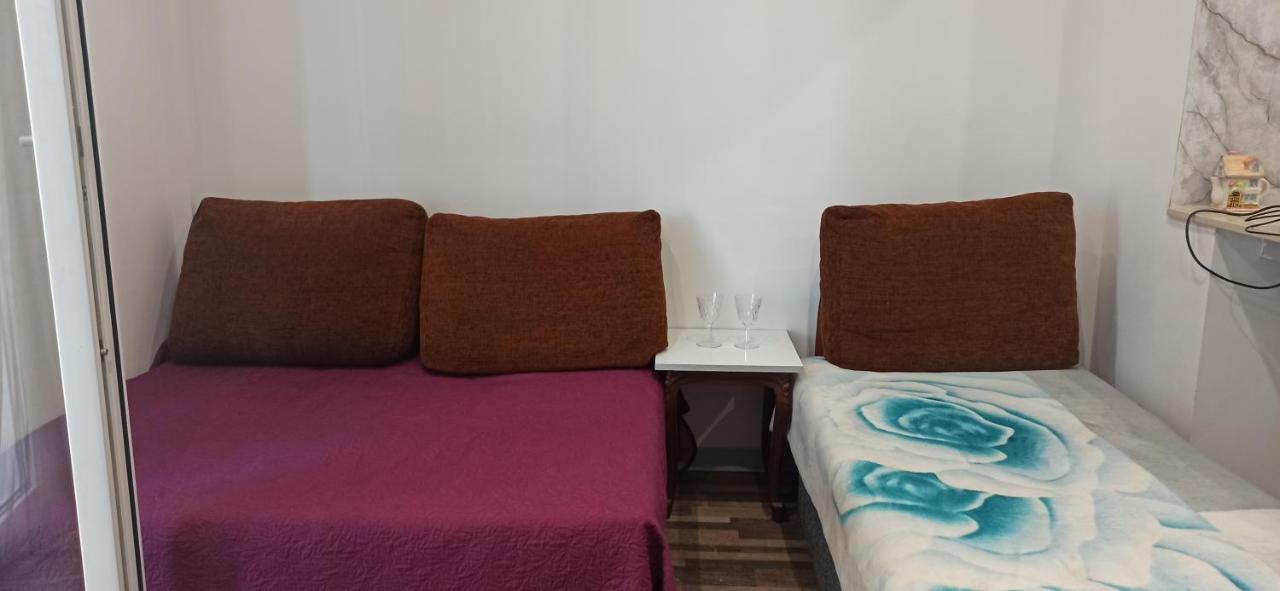 Apartment Center Piraeus Location Kastella Passalimani Port Buitenkant foto